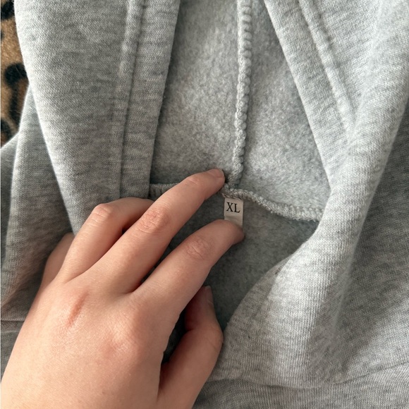 Source Unknown Gray Vintage Hoodie - Picture 2 of 3